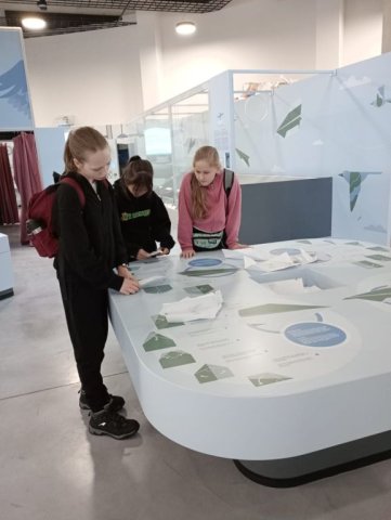 b_1024_768_0_00_images_2023_2024_Swiniuch_Klasy5CNL_410586871_820444716550145_3902118128215906325_n